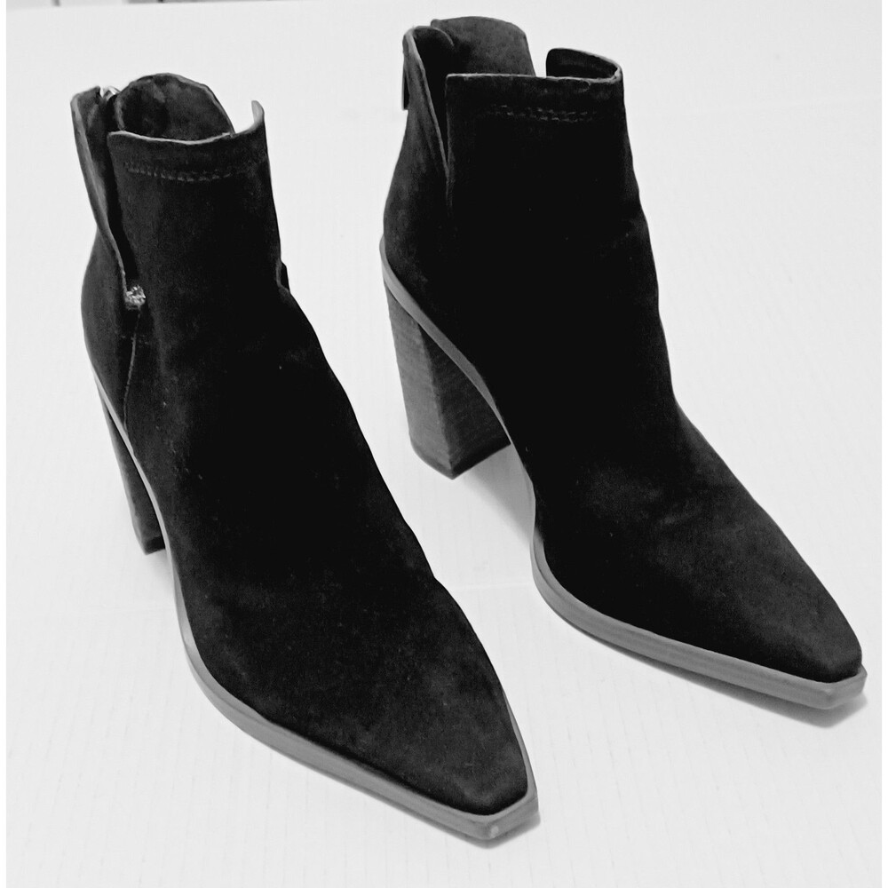Vince Camuto Western Walland Black Suede Women's Ankle Boots 9.5
